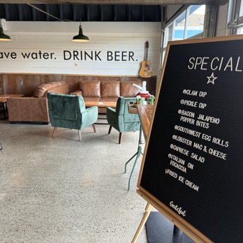 Musquito Harbor - Entry way - Brewpubs Near Me - Winter Harbor, Maine