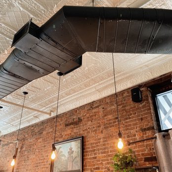 Velvette Brew - interior, inside decor - Coffee & Tea Near Me - Brooklyn, New York Velvette Brew - interior, inside decor - Coffee & Tea Near Me - Brooklyn, New York