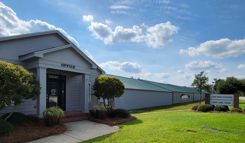 LAKE PARK STORAGE Updated September 2024 2220 Gillionville Rd