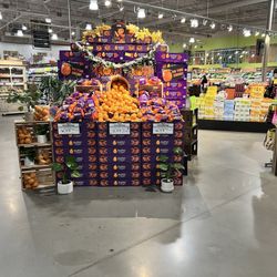 Holiday Market - What the hell is this monster eye sore!!!