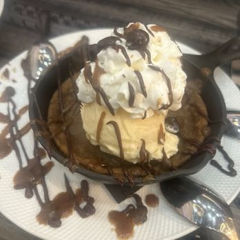 Station 330 - Chocolate chip skillet - Mexican Near Me - Burleson, Texas