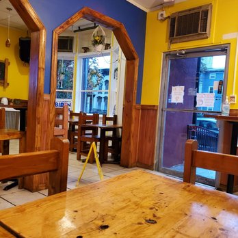 Mi Casa Restaurant - a view of the dining area - Dominican Near Me - Utica, New York Mi Casa Restaurant - a view of the dining area - Dominican Near Me - Utica, New York