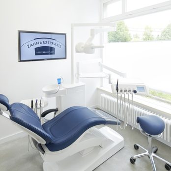 Dr. Alina Schröder - Behandlung - Dentists Near Me - Berlin, BE