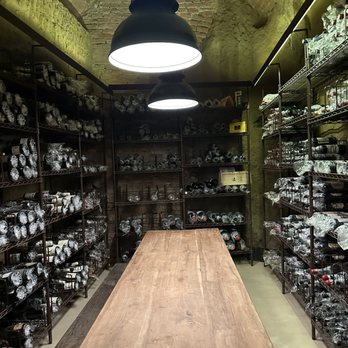 Osteria Le Logge - Wine cellar - Italian Near Me - Siena, SI Osteria Le Logge - Wine cellar - Italian Near Me - Siena, SI