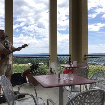 Heron Hill Winery - Wineries Near Me - Hammondsport, New York