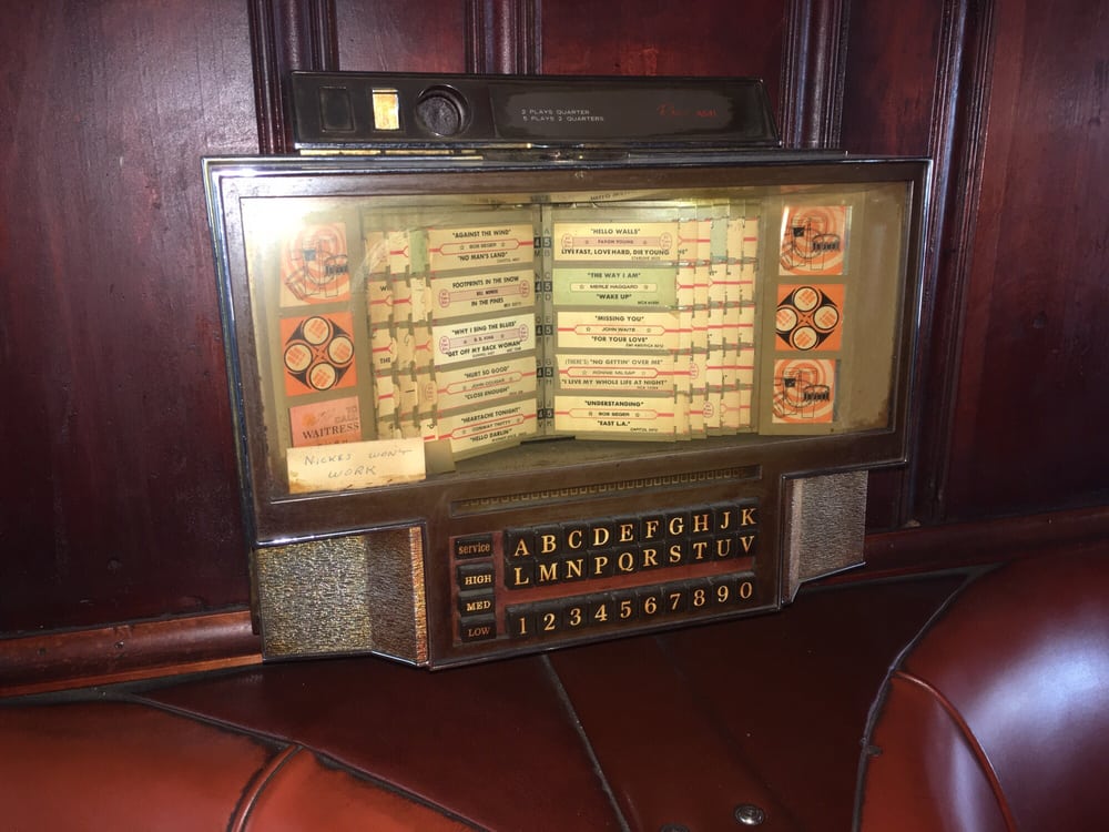 OYSTER BAR Updated October 2024 1327 Dix Hwy, Lincoln Park