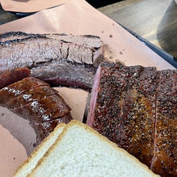 Rejino Barbeque - Texas Trinity - Barbeque Near Me - Olton, Texas