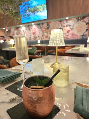 La Rosa Gastrobar by null