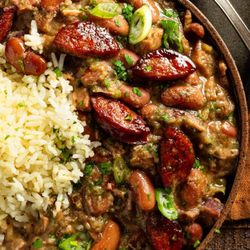 Tipsy Q - Red beans, slow-cooked with turkey neck or drumsticks and smoked beef sausage, served with rice.