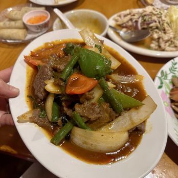 Ja Roen Thai & Sushi - Beef stir fry - Sushi Bars Near Me - Monticello, Utah Ja Roen Thai & Sushi - Beef stir fry - Sushi Bars Near Me - Monticello, Utah