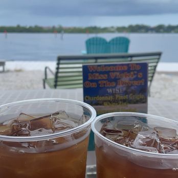 Miss Vicki's On the River - Bars Near Me - Holiday, Florida Miss Vicki's On the River - Bars Near Me - Holiday, Florida