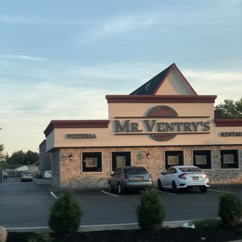 Mr. Ventry's Pizza on the Boulevard - Pizza Near Me - Niagara Falls, New York