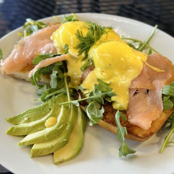 Outcast Grill - Bacon Benedict (sub with smoke salmon) - Burgers Near Me - San Diego, California Outcast Grill - Bacon Benedict (sub with smoke salmon) - Burgers Near Me - San Diego, California