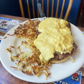 Home Sweet Home Cafe - "Devon" Benedict (has corned beef hash) - American Near Me - Escondido, California Home Sweet Home Cafe - "Devon" Benedict (has corned beef hash) - American Near Me - Escondido, California