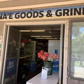 Mana'e Goods & Grindz - Storefront - Hawaiian Near Me - Kaunakakai, Hawaii Mana'e Goods & Grindz - Storefront - Hawaiian Near Me - Kaunakakai, Hawaii