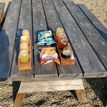 West Shore Brewing - Our flights - Breweries Near Me - Clarence, New York