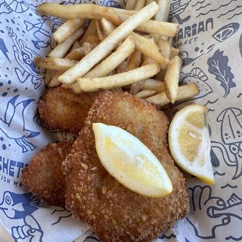 Fishetarian Fish Market - Seafood Near Me - Bodega Bay, California