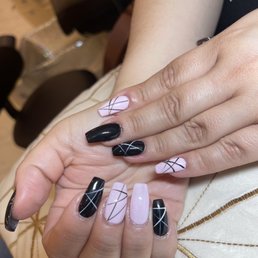 Nails by Quincy Nguyen Nails by Quincy Nguyen