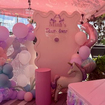Pop Shop Balloon Casa - Balloon Services Near Me - Miami, Florida Pop Shop Balloon Casa - Balloon Services Near Me - Miami, Florida