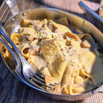 Piccola Cucina Estiatorio - Italian Near Me - New York, New York Piccola Cucina Estiatorio - Italian Near Me - New York, New York