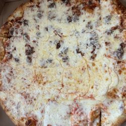 Fazio's Ristorante & Pizzeria - Large pie, extra cheese, half hamburger and bacon.