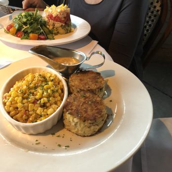 BrickTop's - New American Near Me - Franklin, Tennessee