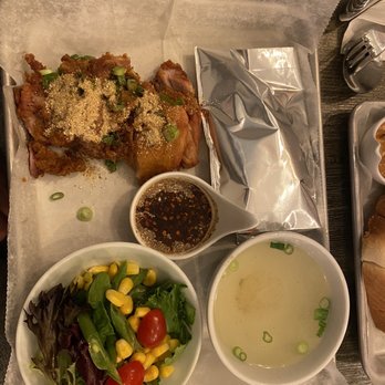 Three Roosters - Thai Near Me - New York, New York