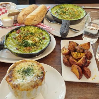 Tilikum Place Cafe - French onion soup, baked eggs, potato - New American Near Me - Seattle, Washington Tilikum Place Cafe - French onion soup, baked eggs, potato - New American Near Me - Seattle, Washington