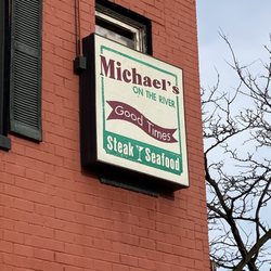 Michaels On the River - Cute spot