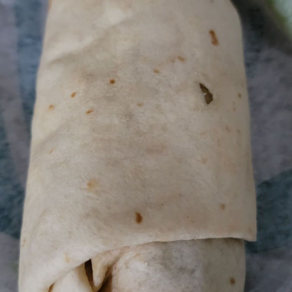 Taco Bell - Looks solid to me ! The added my extra onions alright with no beans as I requested ! Yay ! - Fast Food Near Me - Kaneohe, Hawaii Taco Bell - Looks solid to me ! The added my extra onions alright with no beans as I requested ! Yay ! - Fast Food Near Me - Kaneohe, Hawaii