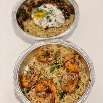 Nguyen's Kitchen - Garlic Noodles {jumbo shrimp // bulgogi + fried egg} - Vietnamese Near Me - Orange, California