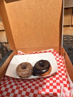 Fred's Coffee & Donuts by null