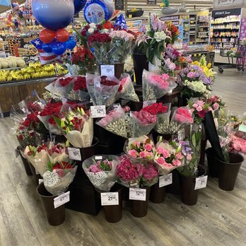 Safeway - Beautiful display of flowers is with various prices - Grocery Near Me - Lincoln, California Safeway - Beautiful display of flowers is with various prices - Grocery Near Me - Lincoln, California