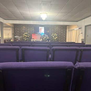 Dignity Funeral Services - Funeral Services & Cemeteries Near Me - Milwaukee, Wisconsin Dignity Funeral Services - Funeral Services & Cemeteries Near Me - Milwaukee, Wisconsin