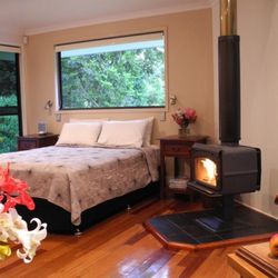 Montville Grove - Avocado Cottage
