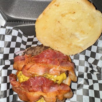 Burger Max - Bacon Cheeseburger (no lettuce) - Chicken Wings Near Me - Mesquite, Texas