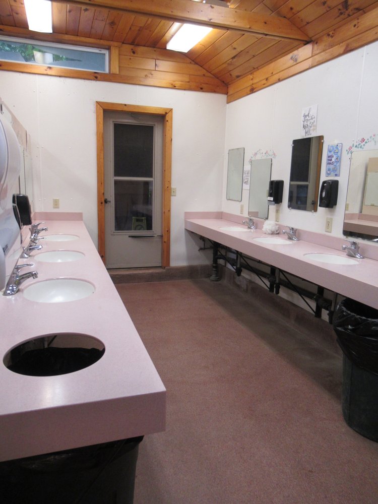 CAMP SPOFFORD 29 Photos 24 Rt 9A, Spofford, New Hampshire Summer