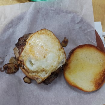 Sliders Burger - Beautiful fried egg - Burgers Near Me - San Jose, California Sliders Burger - Beautiful fried egg - Burgers Near Me - San Jose, California