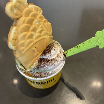 Somisomi - Strawberry matcha with custard - Desserts Near Me - Santa Clara, California Somisomi - Strawberry matcha with custard - Desserts Near Me - Santa Clara, California