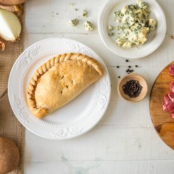 PastyWorld - Beef & Stilton Pasty