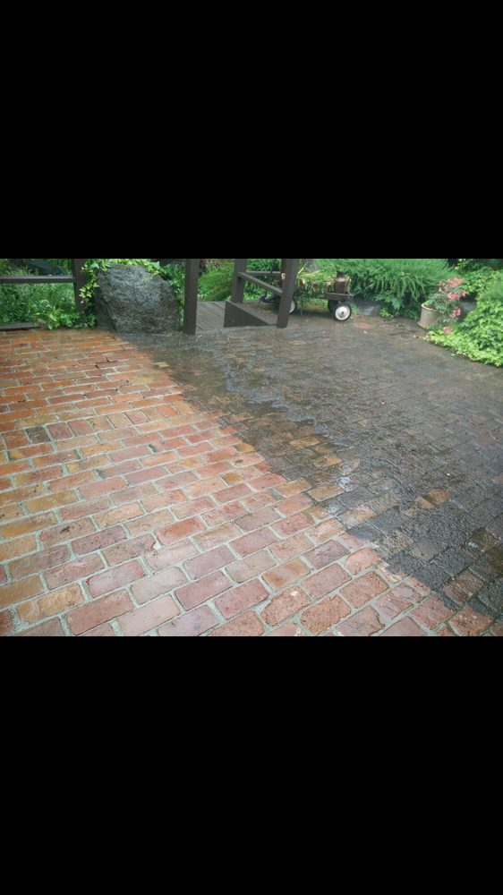 SHINE BRIGHT WINDOW CLEANING & SERVICES - Rio Linda, California