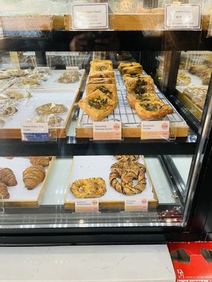 Paris Baguette by null