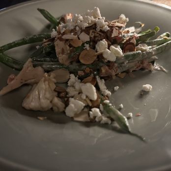 Péché - HARICOT VERT SALAD - Lounges Near Me - Austin, Texas Péché - HARICOT VERT SALAD - Lounges Near Me - Austin, Texas