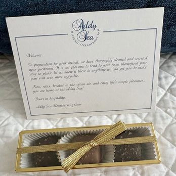 Addy Sea Historic Oceanfront Inn - Welcome note and treat in your room - Bed & Breakfast Near Me - Bethany Beach, Delaware