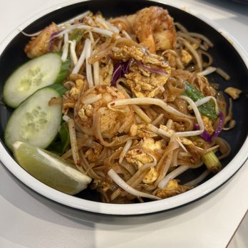 YumYum Bento - Shrimp Pad Thai - Japanese Near Me - East Lansing, Michigan YumYum Bento - Shrimp Pad Thai - Japanese Near Me - East Lansing, Michigan