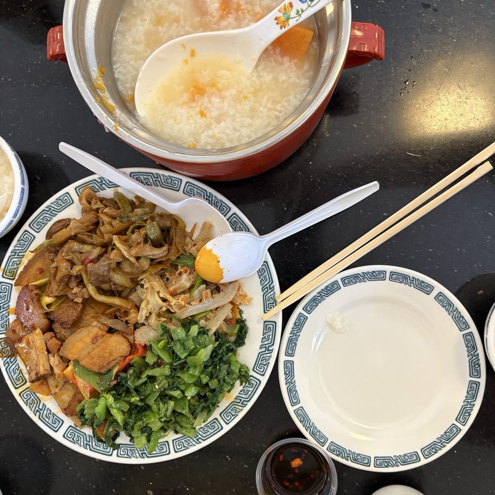 Lu's Garden - Green mustard, pork belly, pork stomach with sour cabbage - Chinese Near Me - San Gabriel, California Lu's Garden - Green mustard, pork belly, pork stomach with sour cabbage - Chinese Near Me - San Gabriel, California