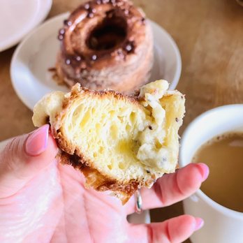 Art Is In Bakery - O-Towner Croissant-Doughnut - Bakeries Near Me - Ottawa, Ontario