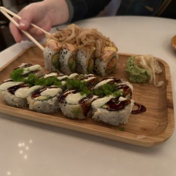 Friends Sushi - 23rd Street & Rush - Sushi Bars Near Me - Chicago, Illinois