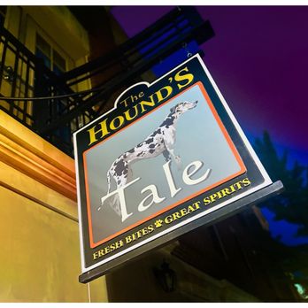 The Hound's Tale - Street sign - New American Near Me - Williamsburg, Virginia