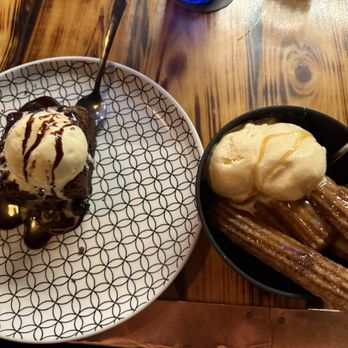 Teak Neighborhood Grill - Churro - Burgers Near Me - Orlando, Florida